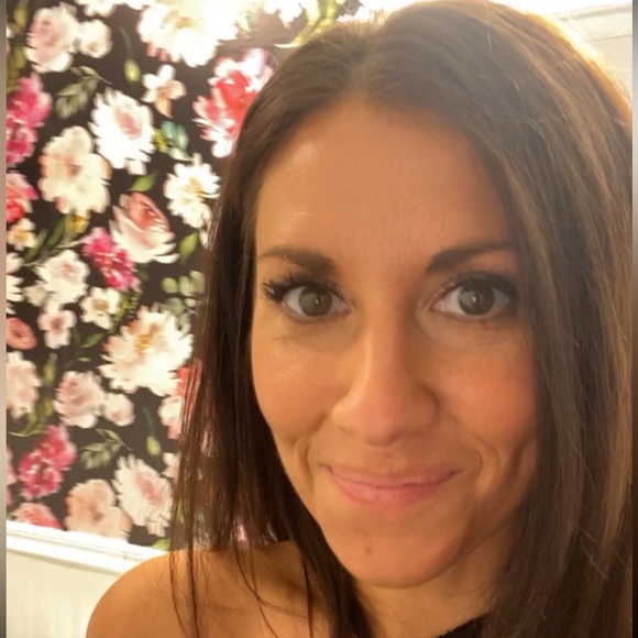 Meet your Posher, Denise - Picture 7 of 10